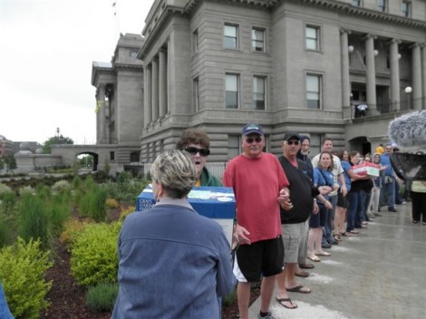 Petitions Delivered to Statehouse